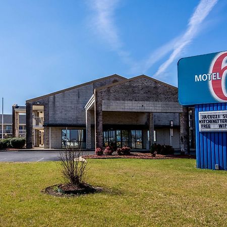 Motel 6-Kenly, Nc エクステリア 写真