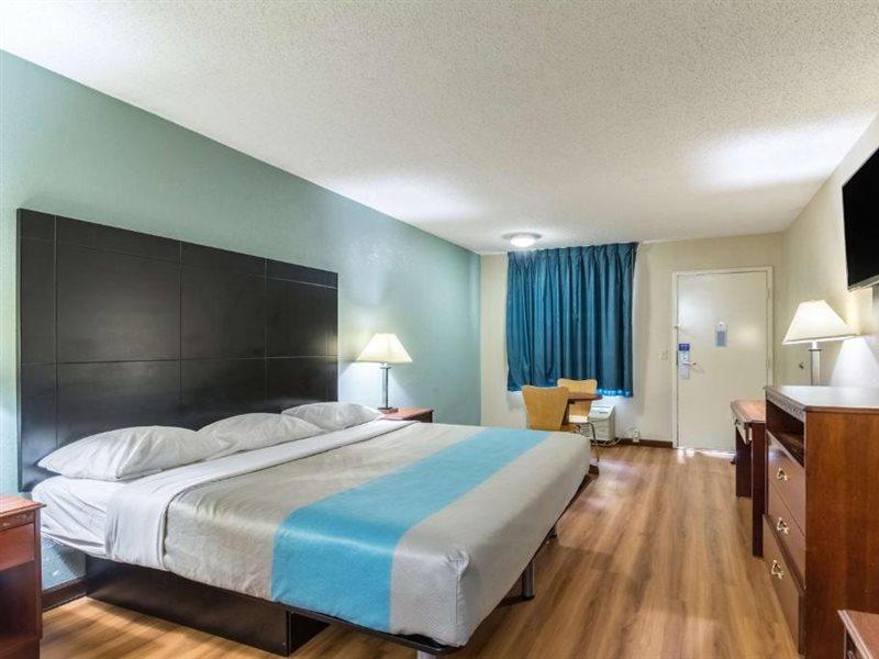 Motel 6-Kenly, Nc エクステリア 写真