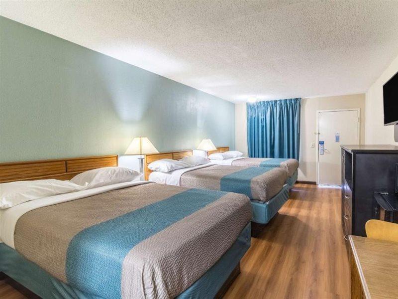 Motel 6-Kenly, Nc エクステリア 写真