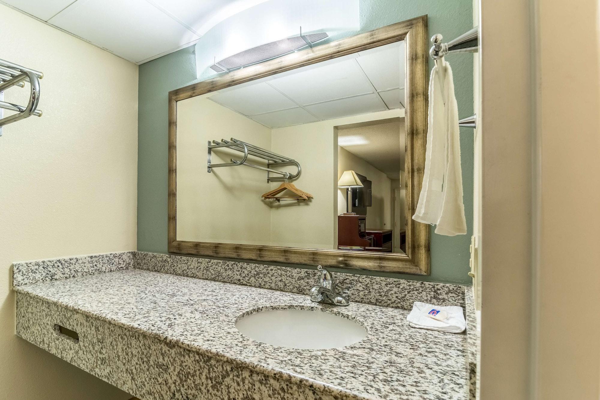 Motel 6-Kenly, Nc エクステリア 写真