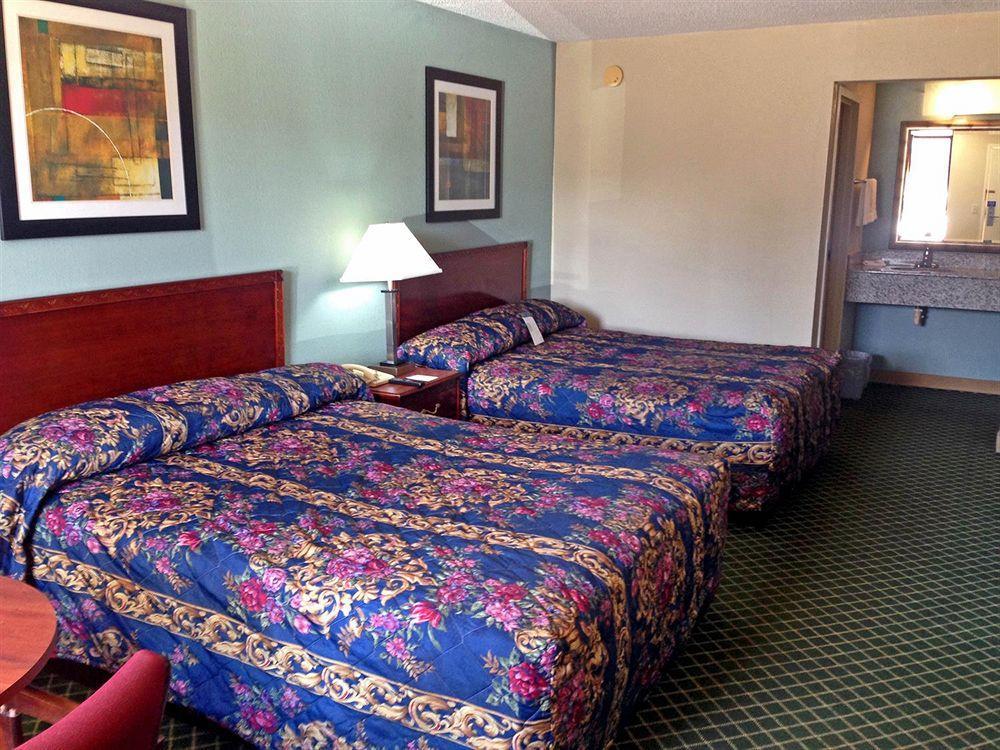 Motel 6-Kenly, Nc エクステリア 写真