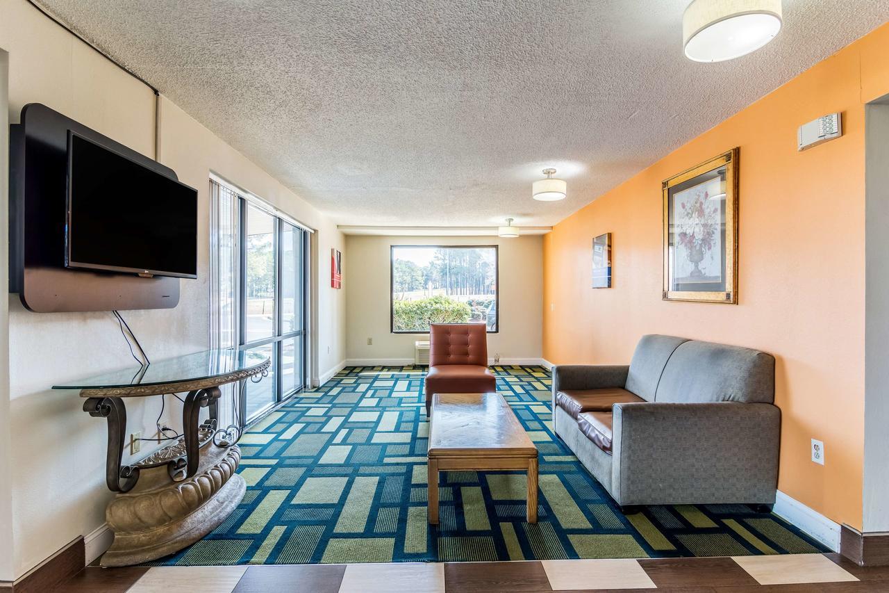 Motel 6-Kenly, Nc エクステリア 写真