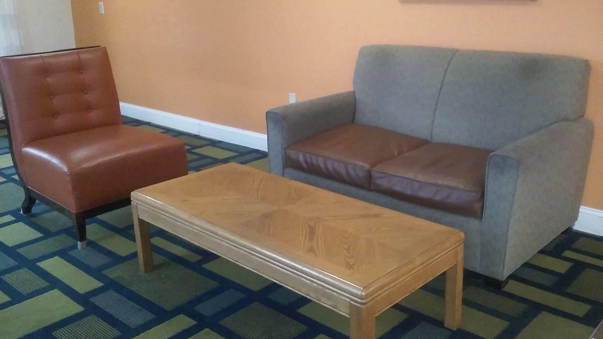 Motel 6-Kenly, Nc エクステリア 写真