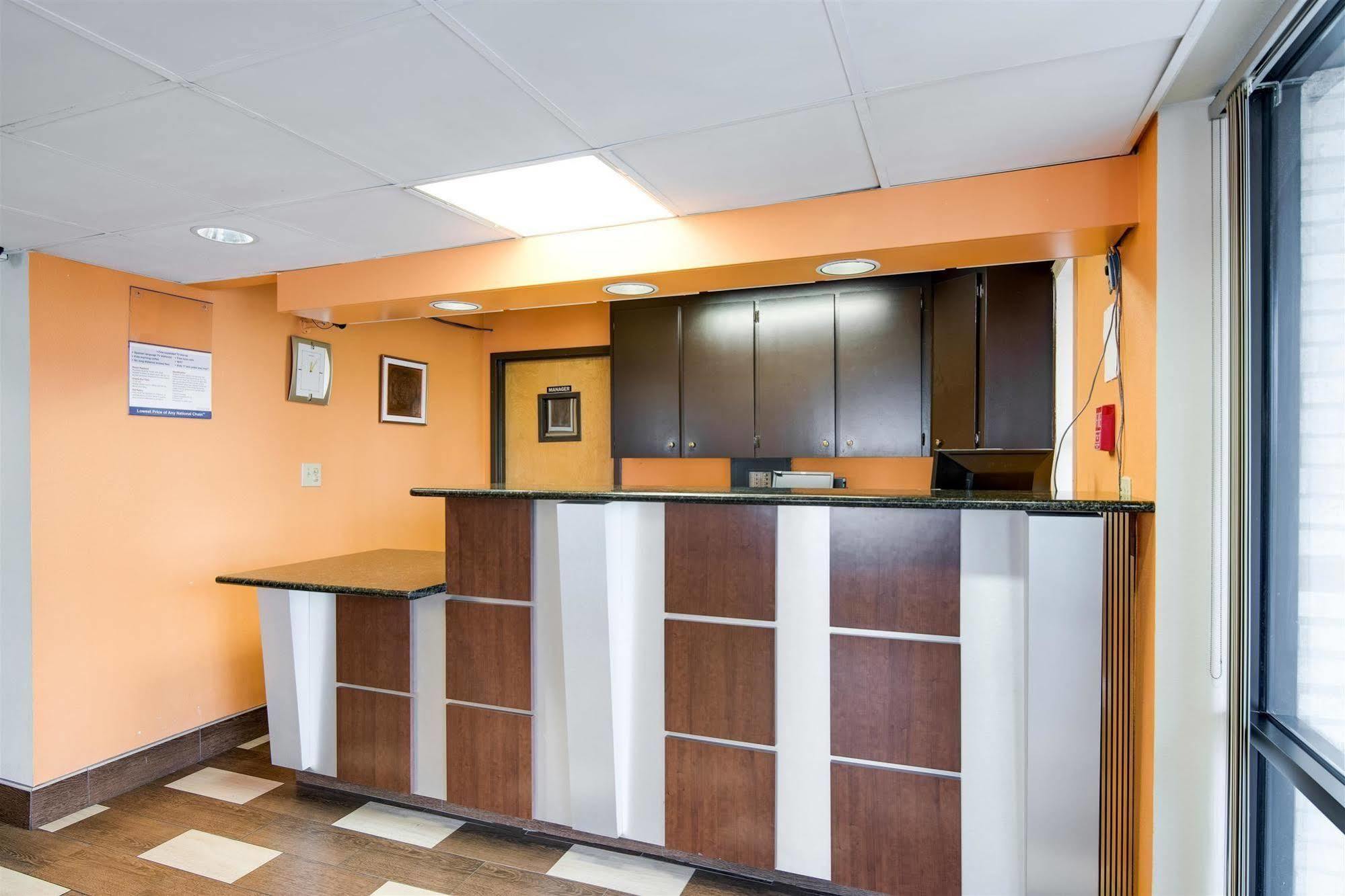 Motel 6-Kenly, Nc エクステリア 写真