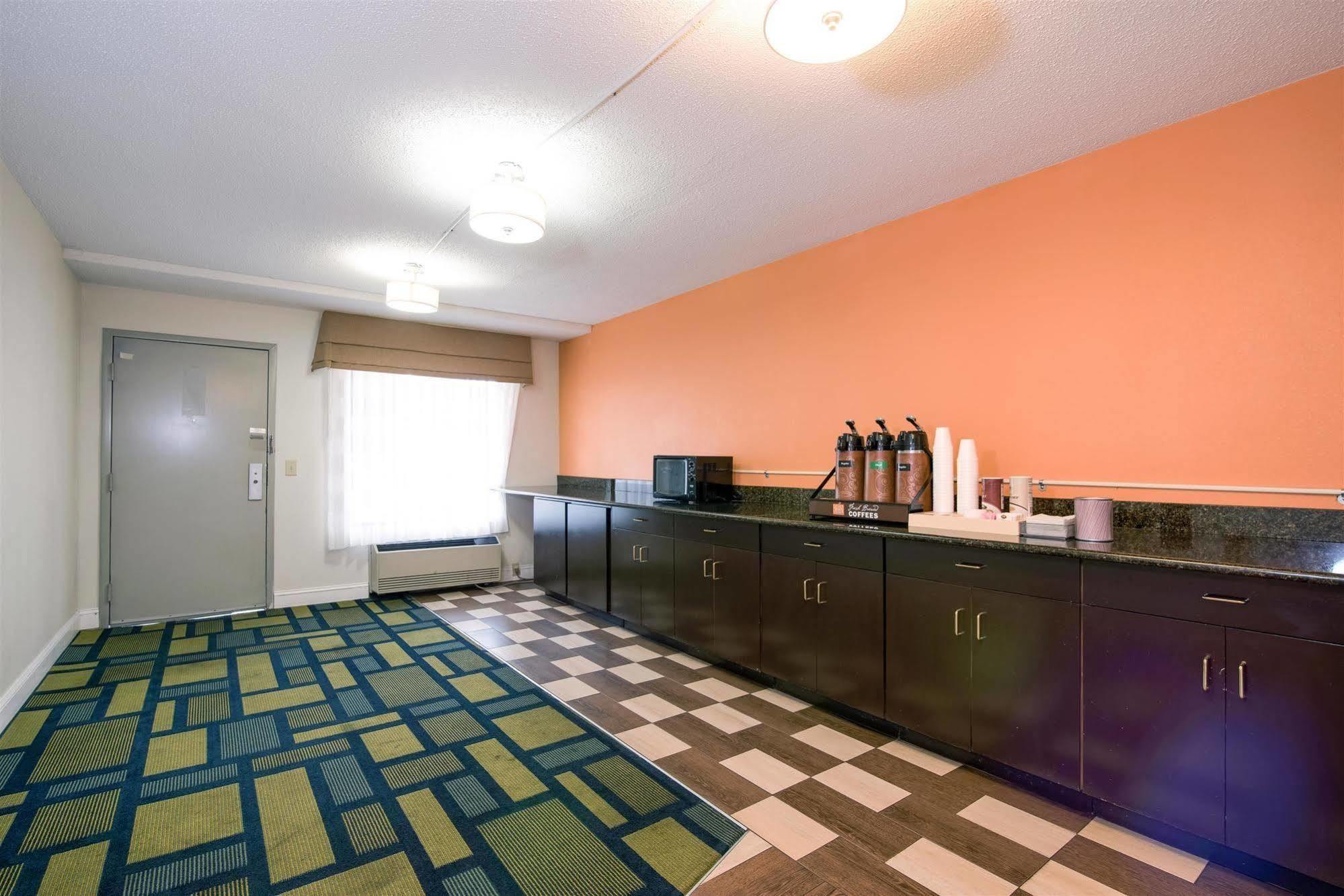 Motel 6-Kenly, Nc エクステリア 写真