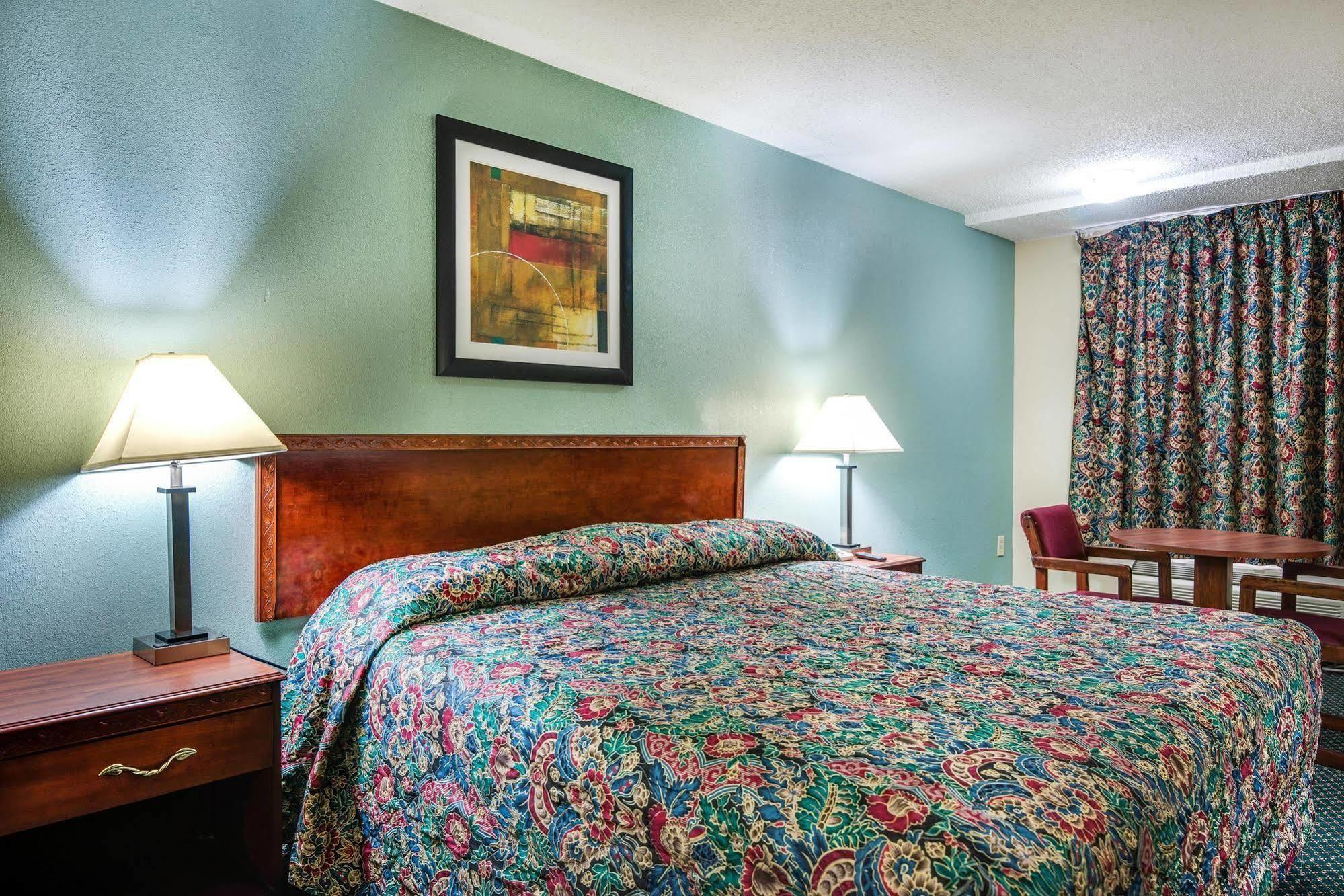 Motel 6-Kenly, Nc エクステリア 写真