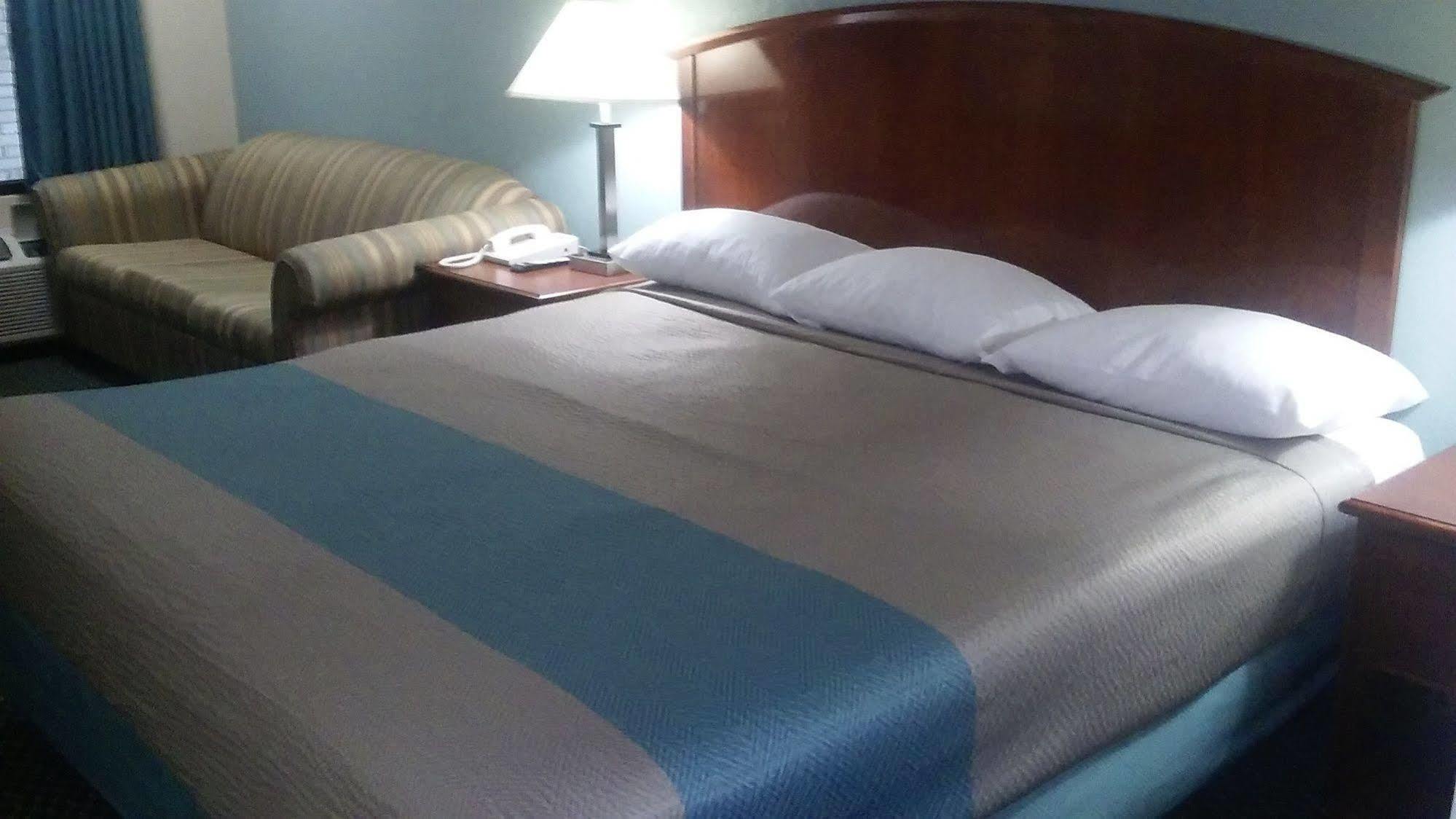 Motel 6-Kenly, Nc エクステリア 写真